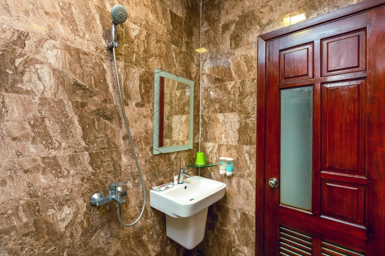 Oyo 653 Huong Thao Hotel Hanoi Exterior photo